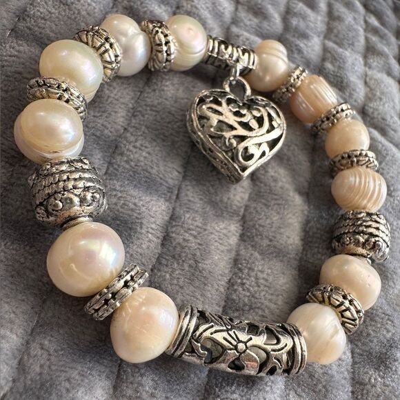 Zinc Alloy Freshwater Pearl Antique Fish Bracelet with elastic cord."siz… - Picture 16 of 16